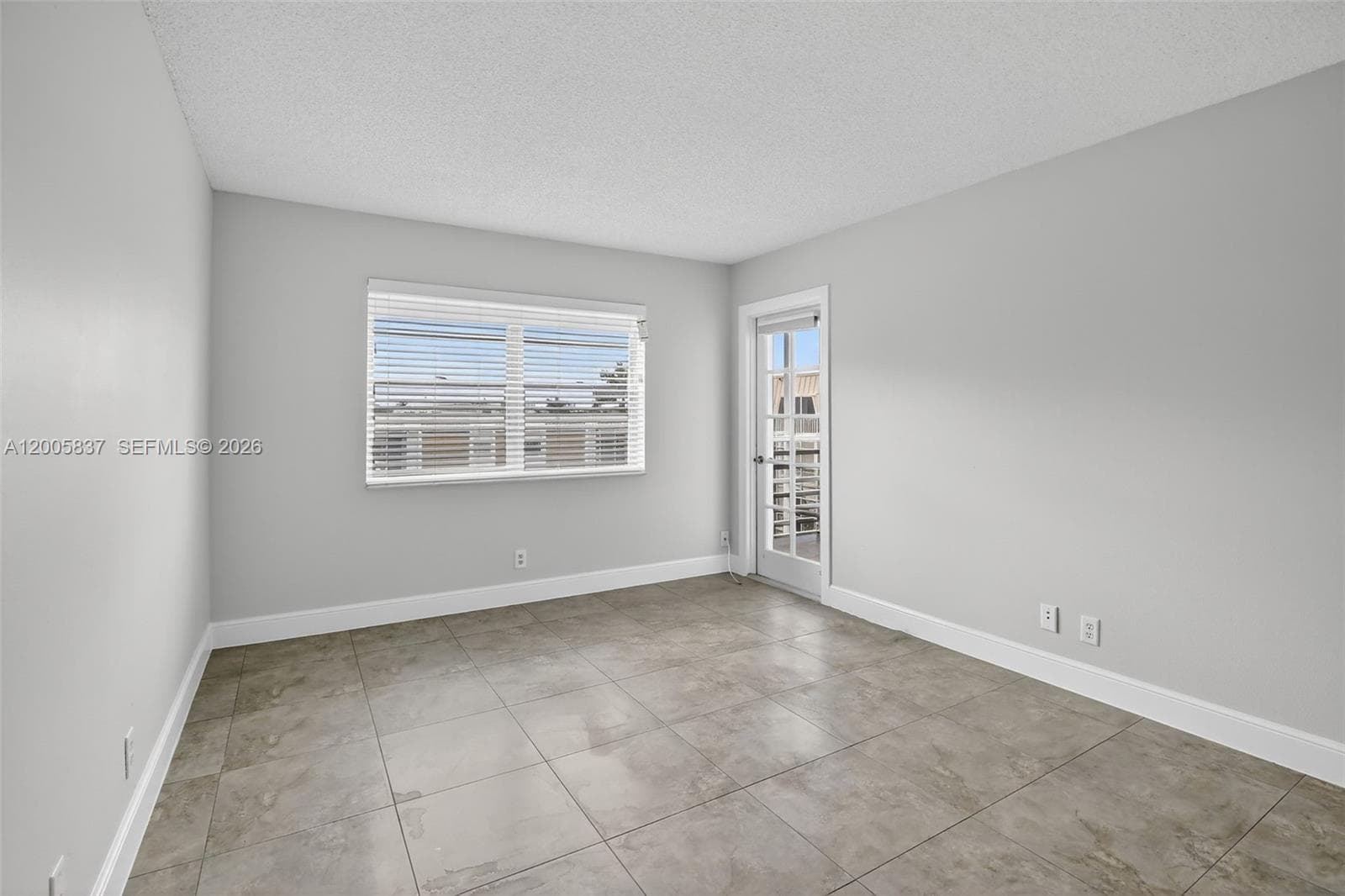 3050 NE 16th Ave 407 photo 17
