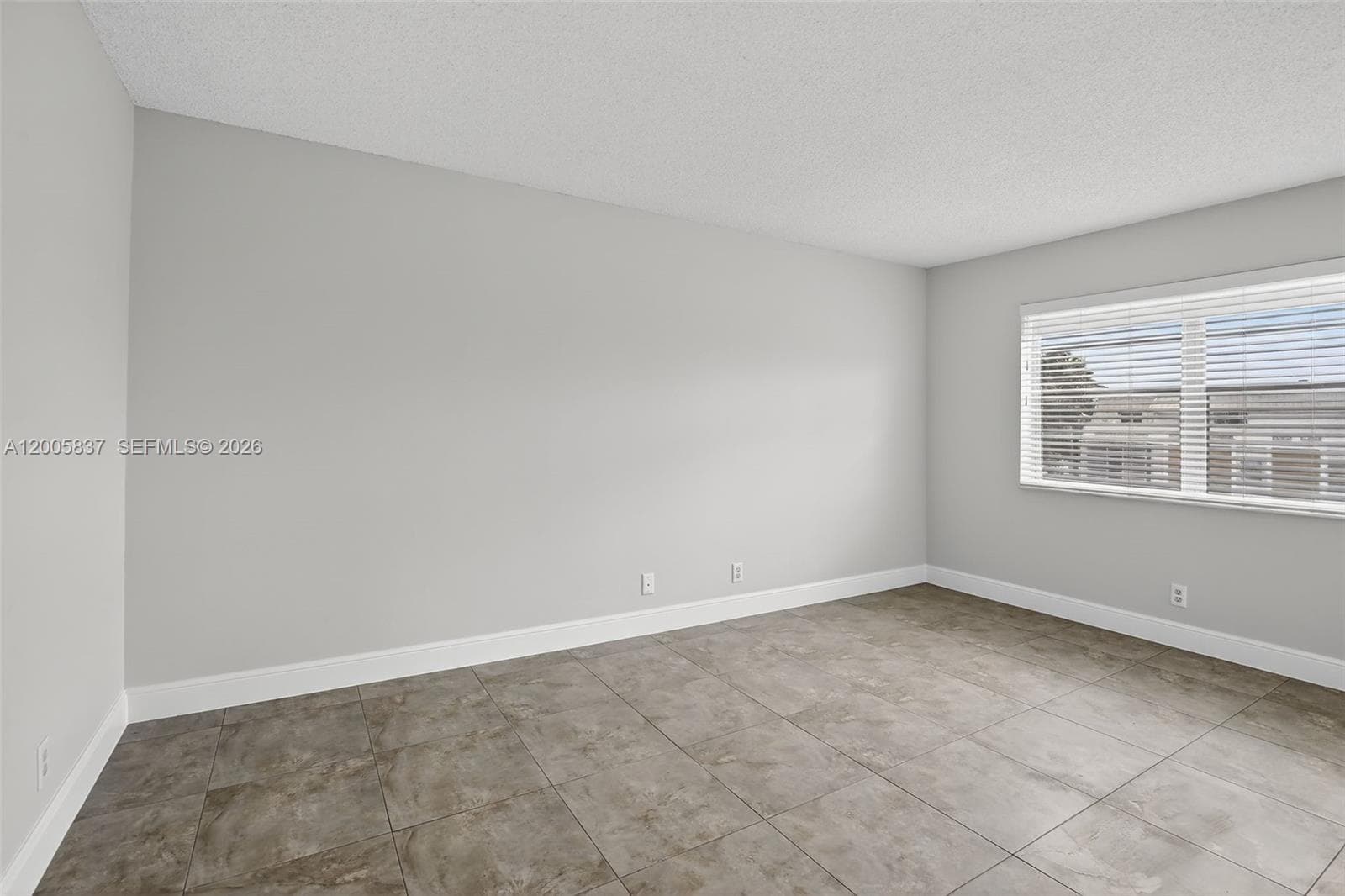 3050 NE 16th Ave 407 photo 18