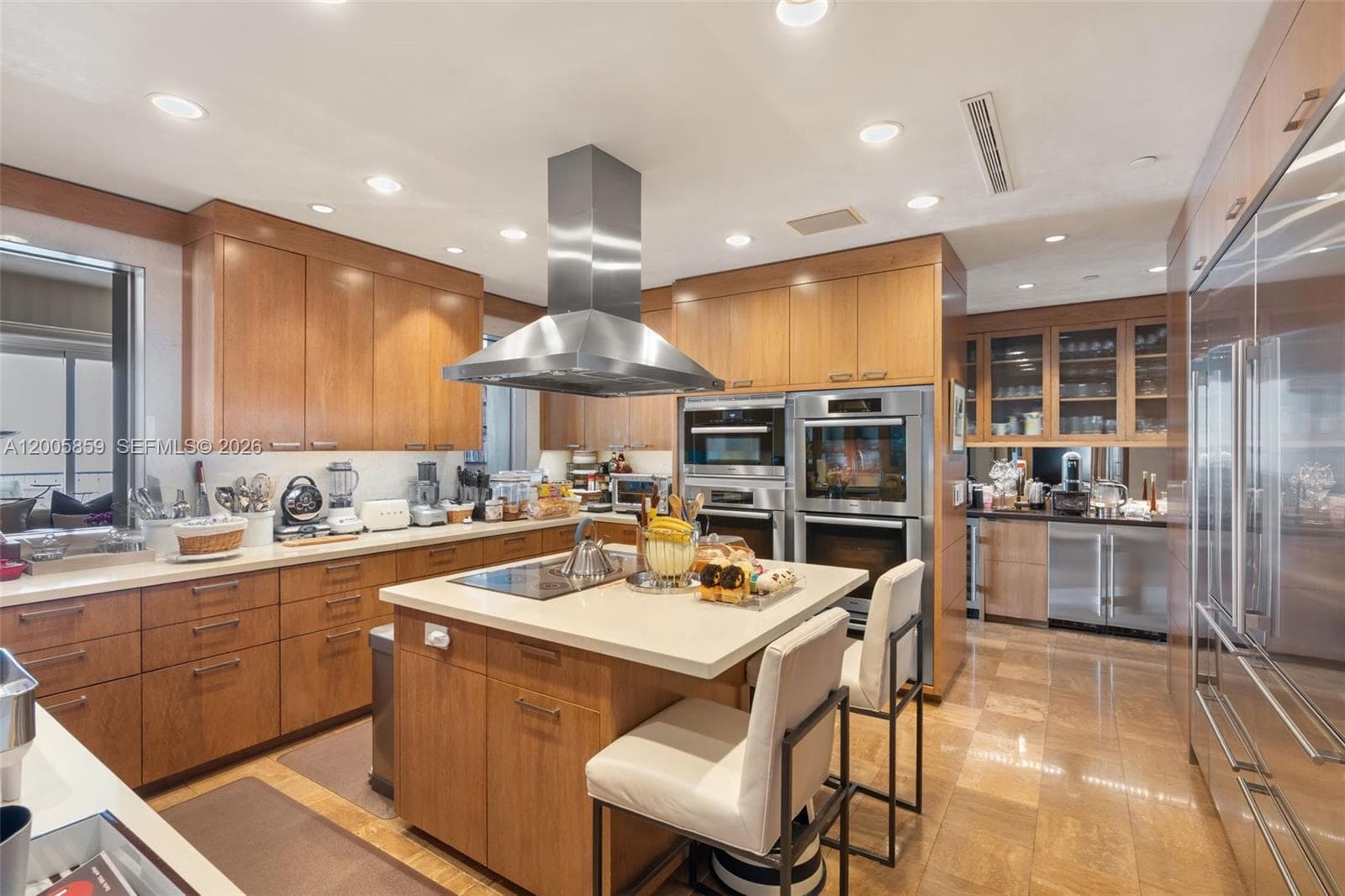 7282 Fisher Island Dr 7282 photo 15