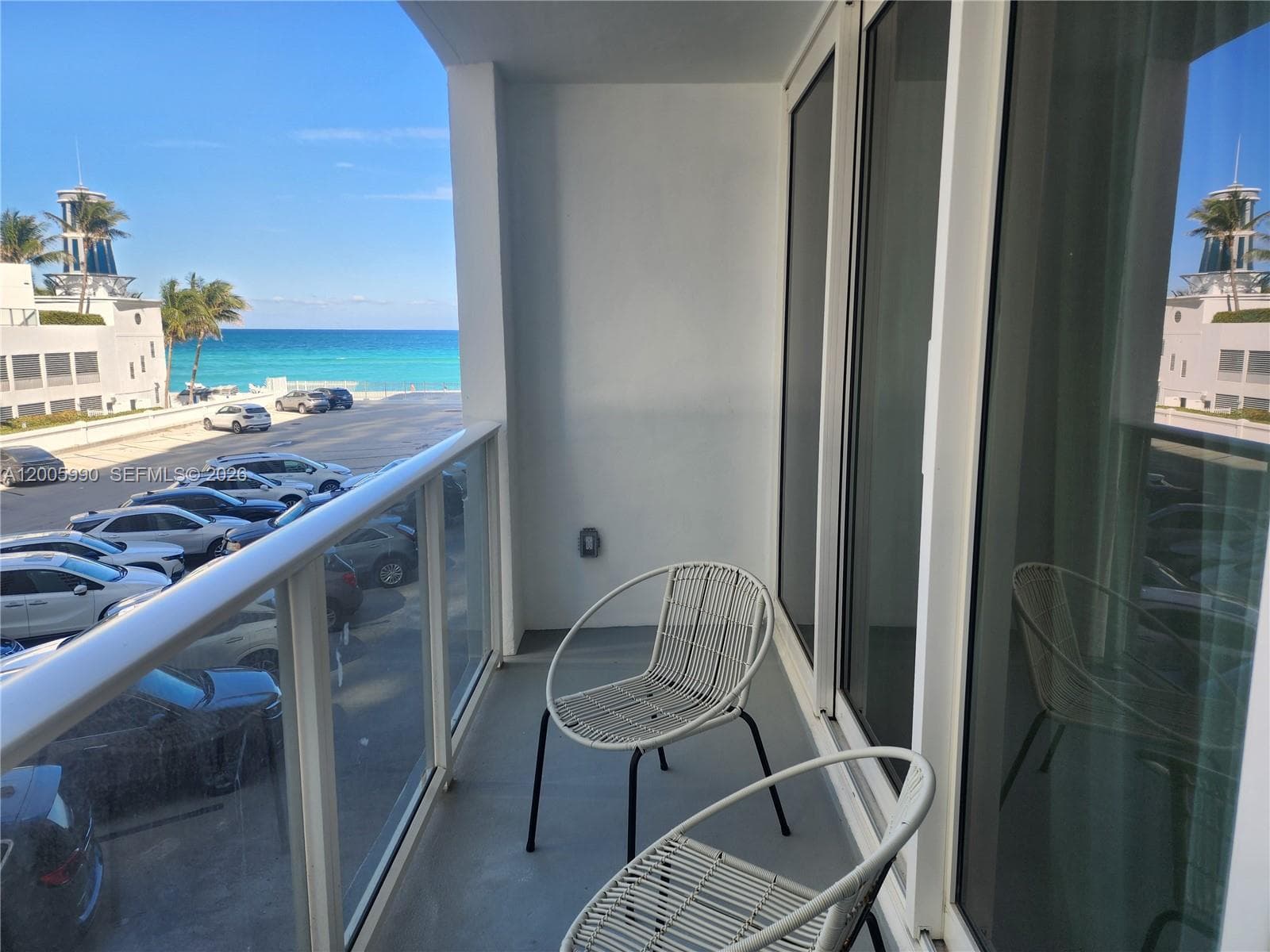 3505 S Ocean Dr 209 photo 2