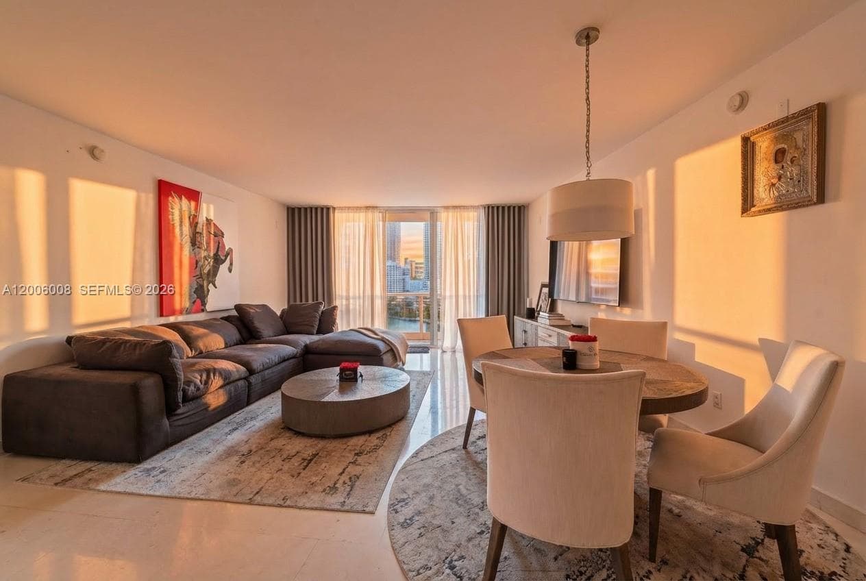 901 Brickell Key Blvd 1009 photo 3