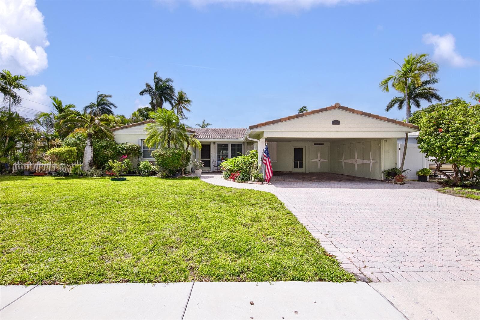 904 Citrus Isle 1
