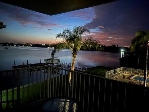 311 E Ocean Avenue 309 photo 1