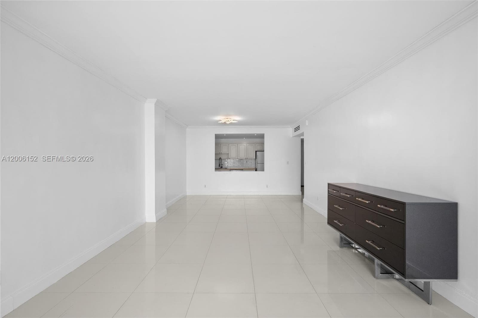 19390 Collins Ave 1410 photo 9