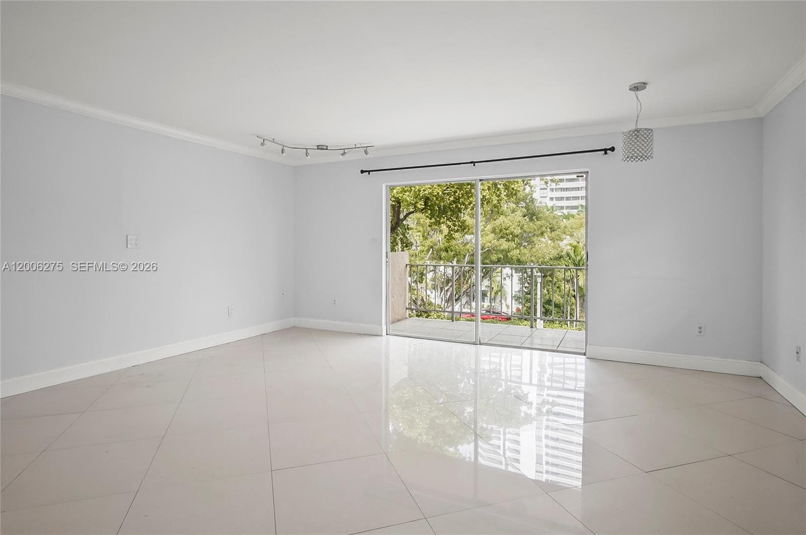 3522 171st St 308 photo 5