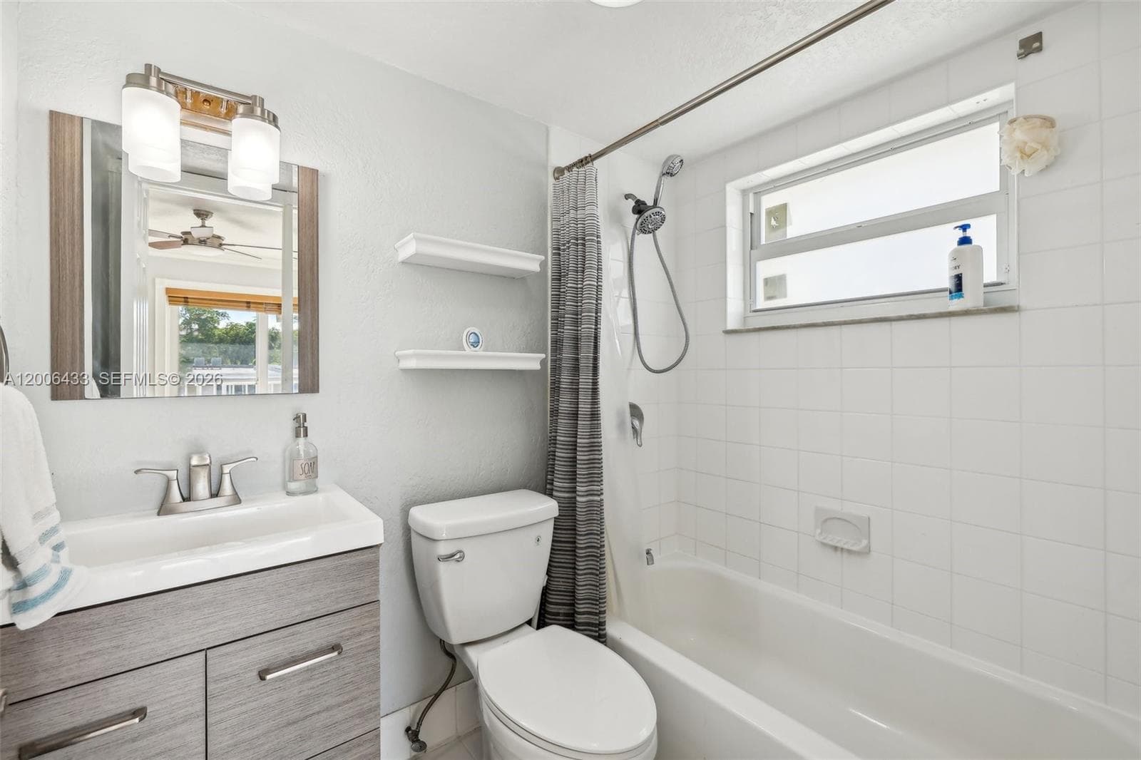 3862 NE 171st St E photo 22