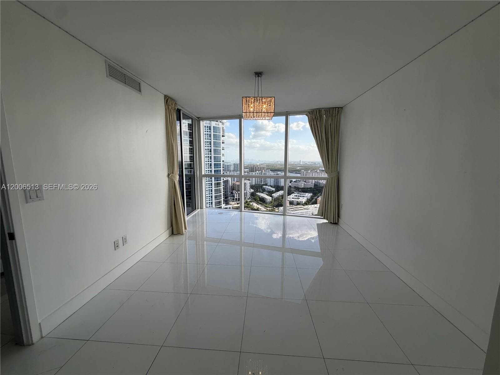 18201 Collins Ave 5105 photo 15