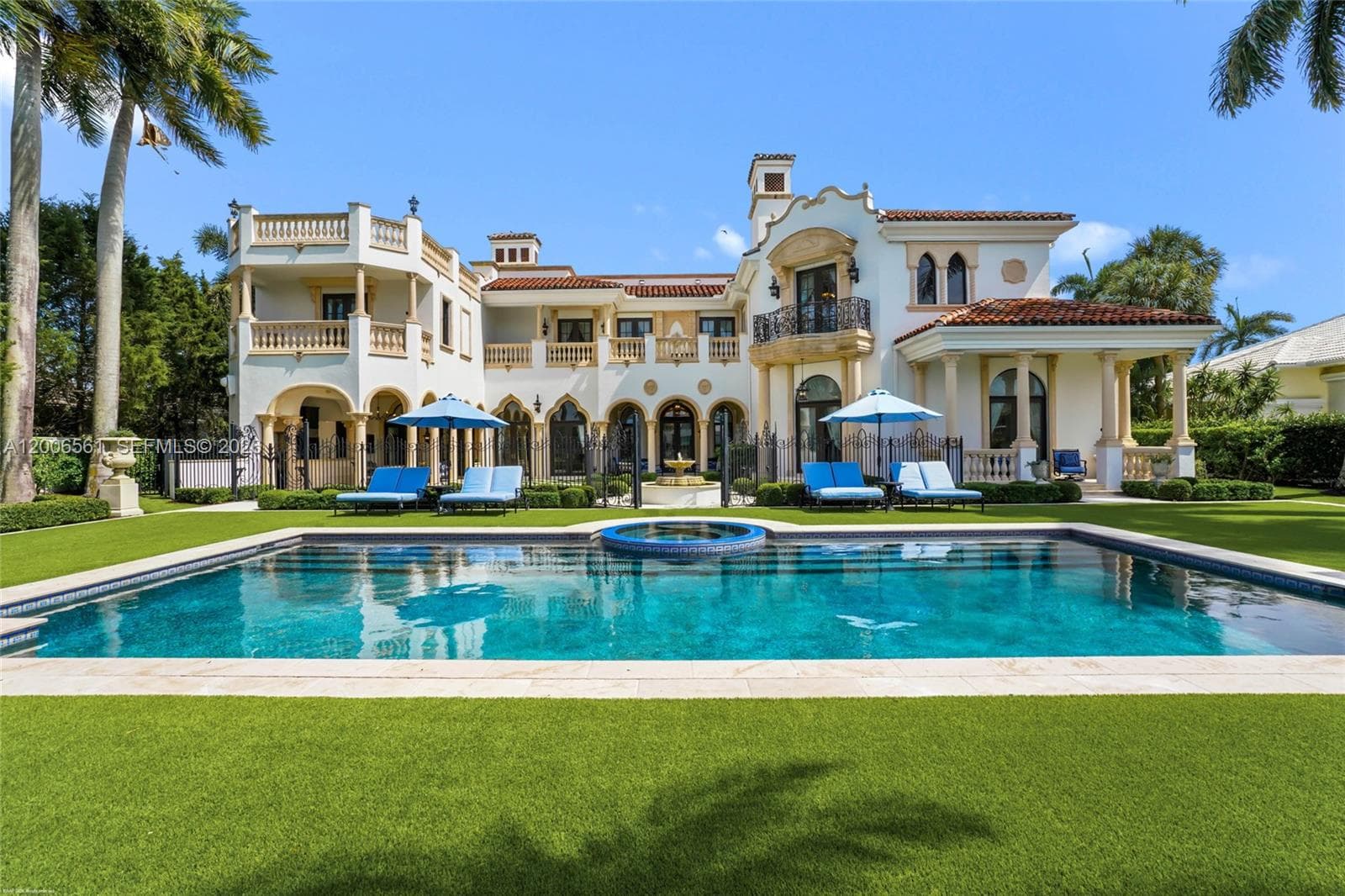 370 Eagle Dr 3