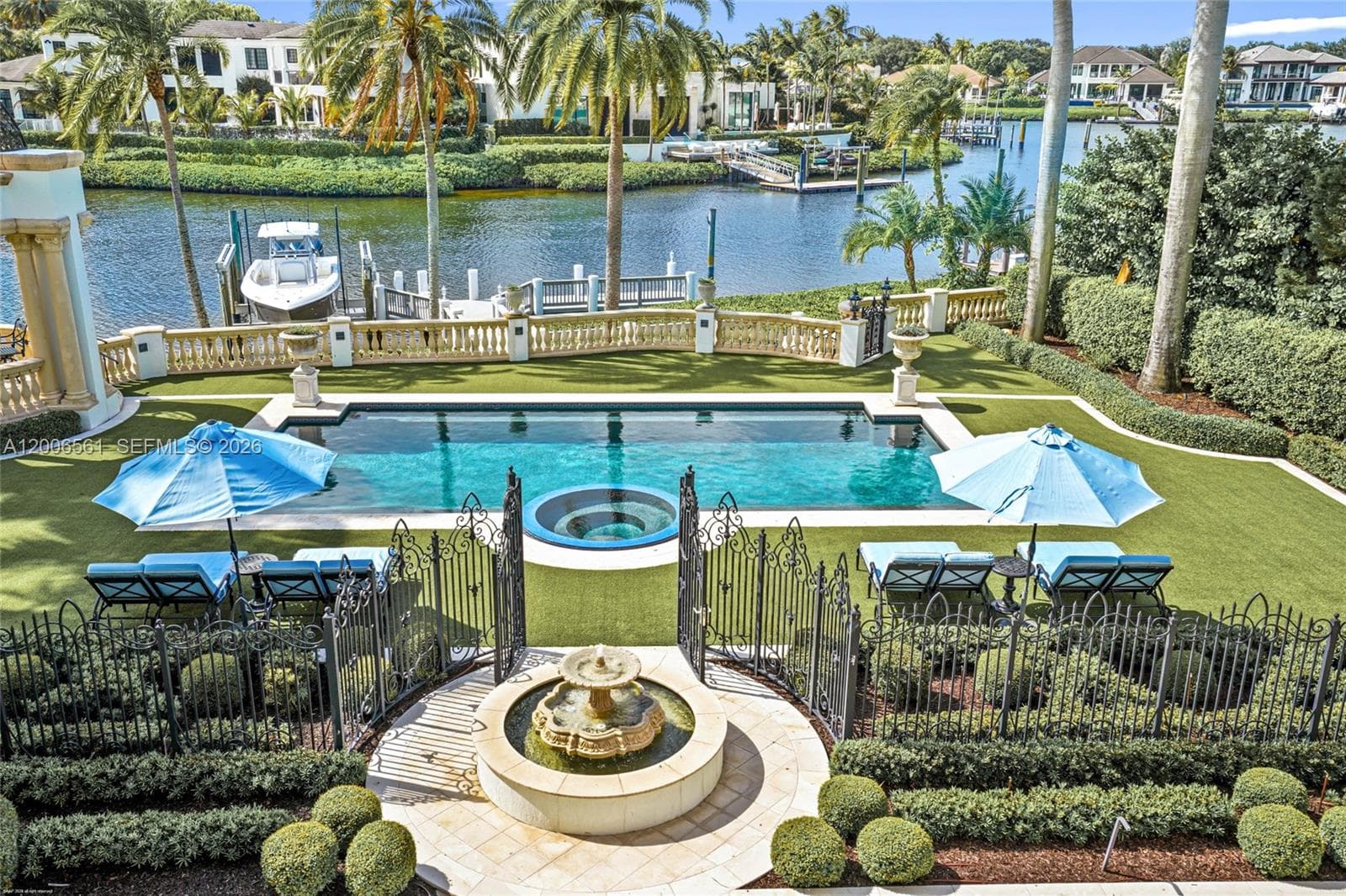 370 Eagle Dr 5