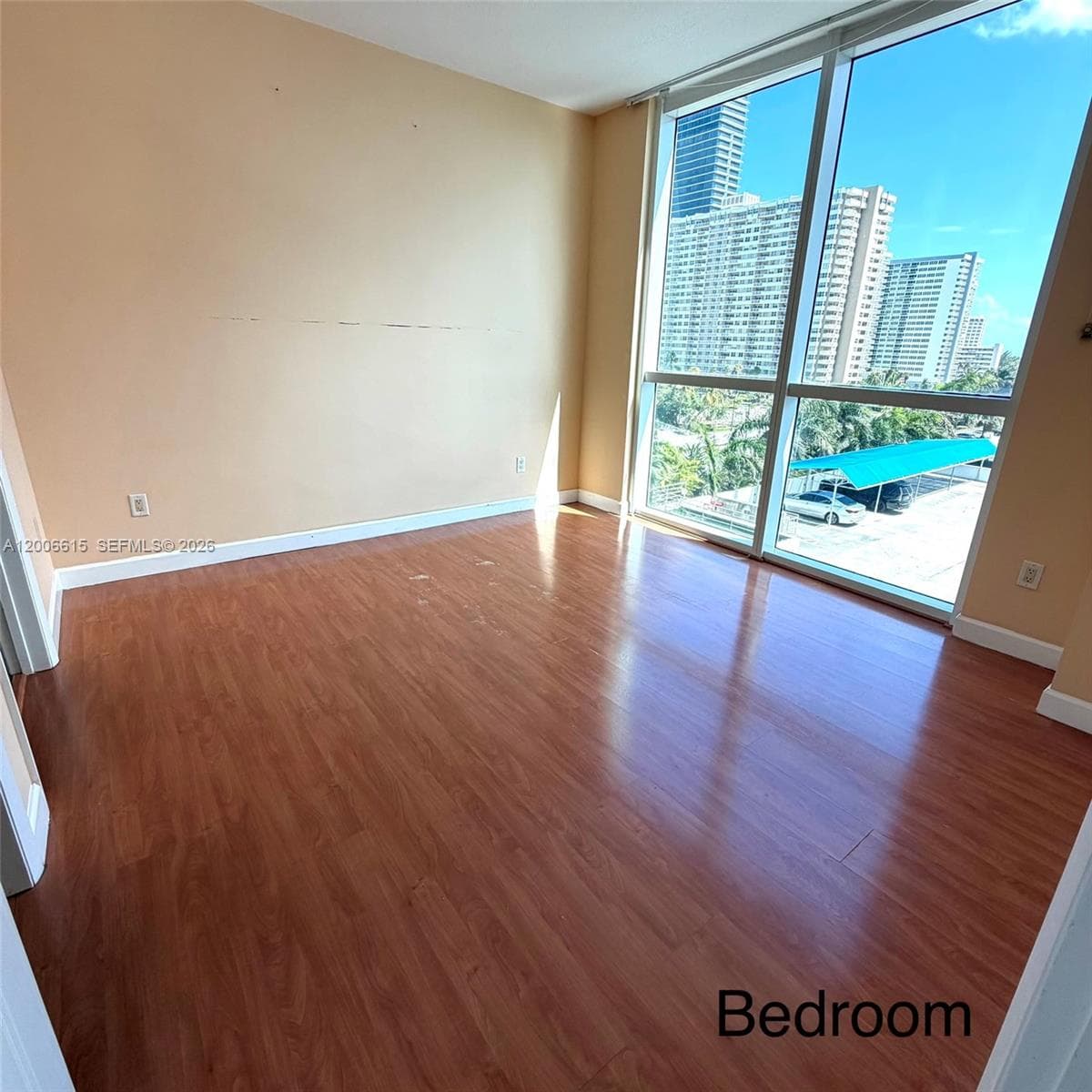1945 S Ocean Dr 603 photo 25