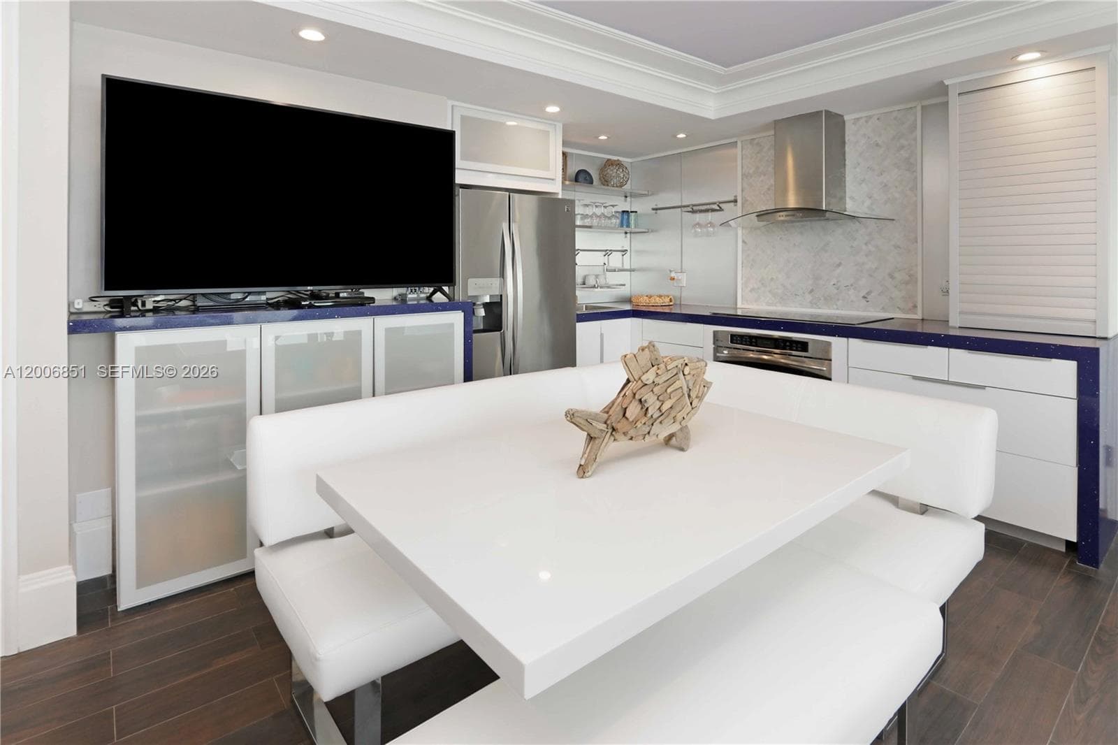 3300 Surf Rd 17A photo 7