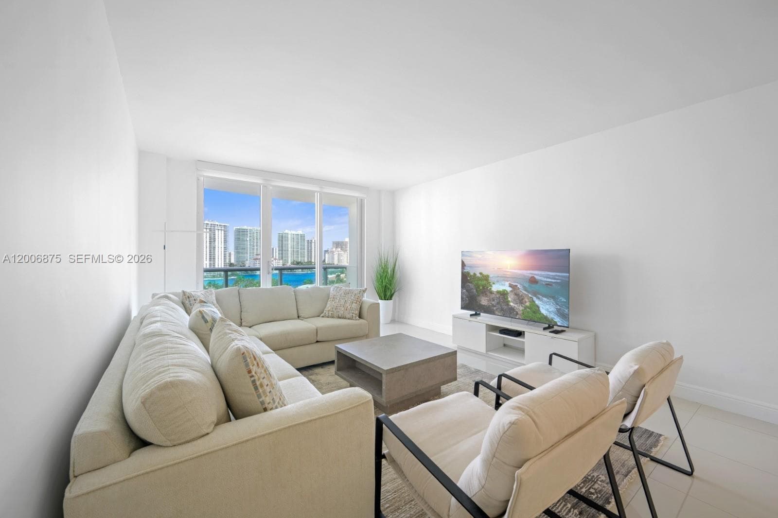 19370 Collins Ave 1122 photo 9
