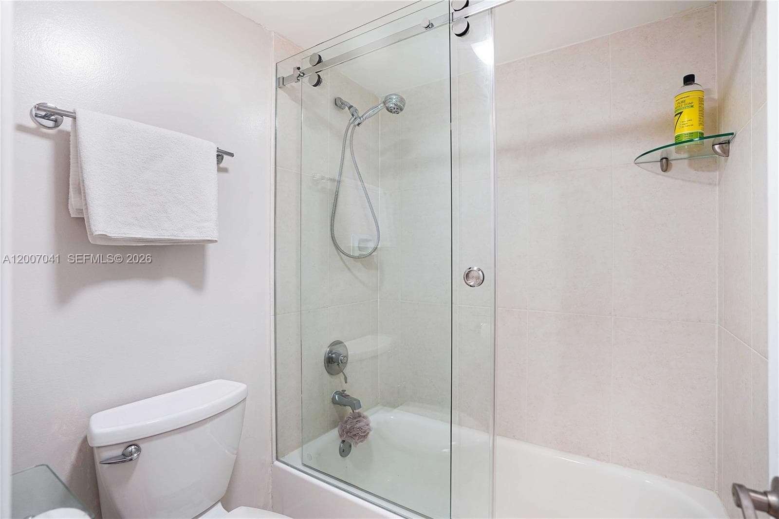 20505 E Country Club Dr 836 photo 25