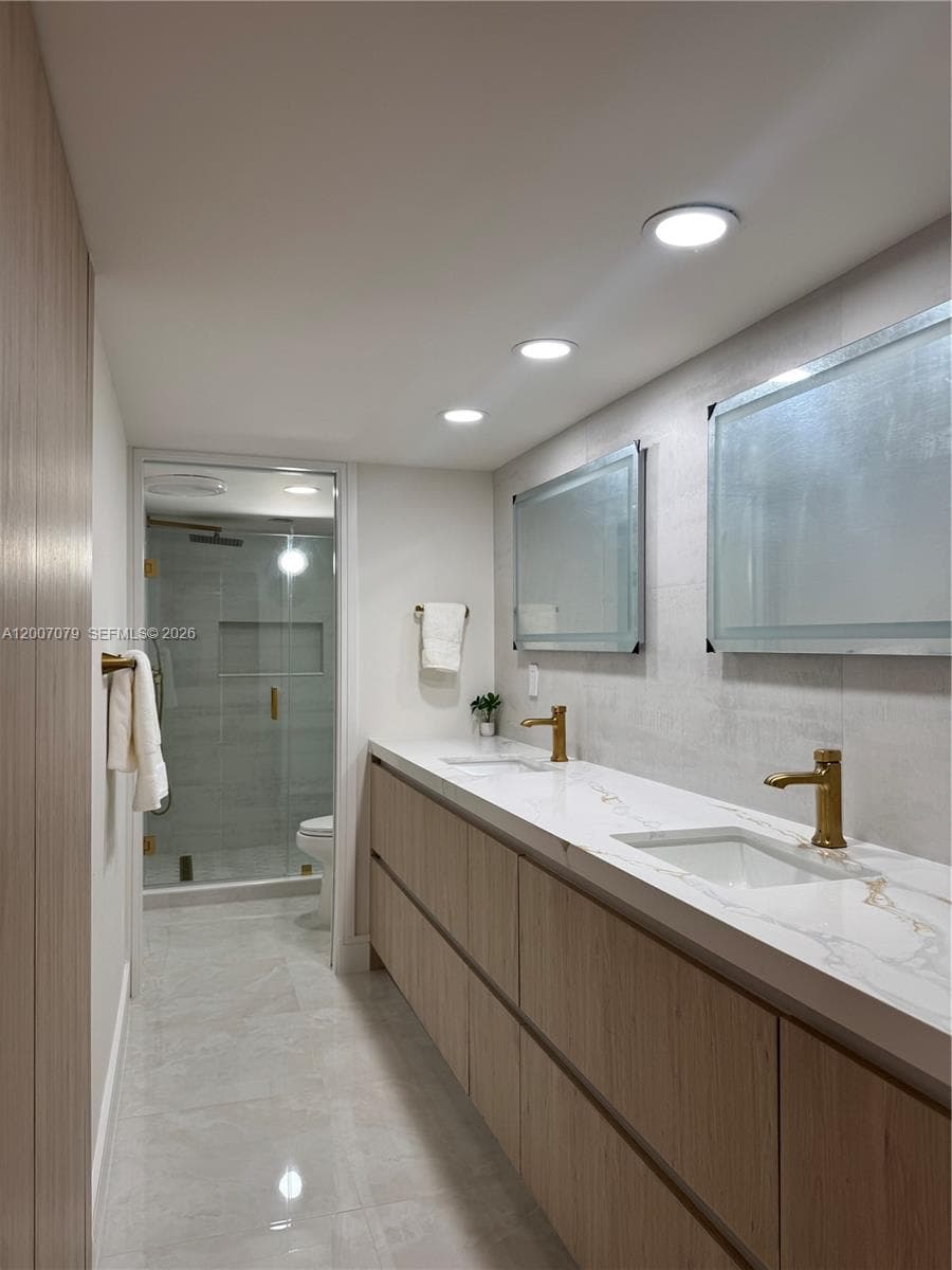 3410 Galt Ocean Dr 5