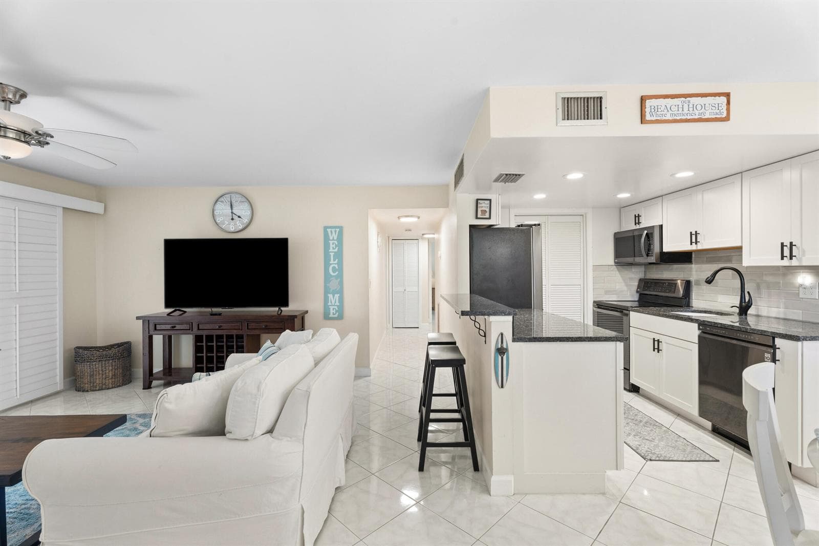 934 NW Spruce Ridge Drive #2 4
