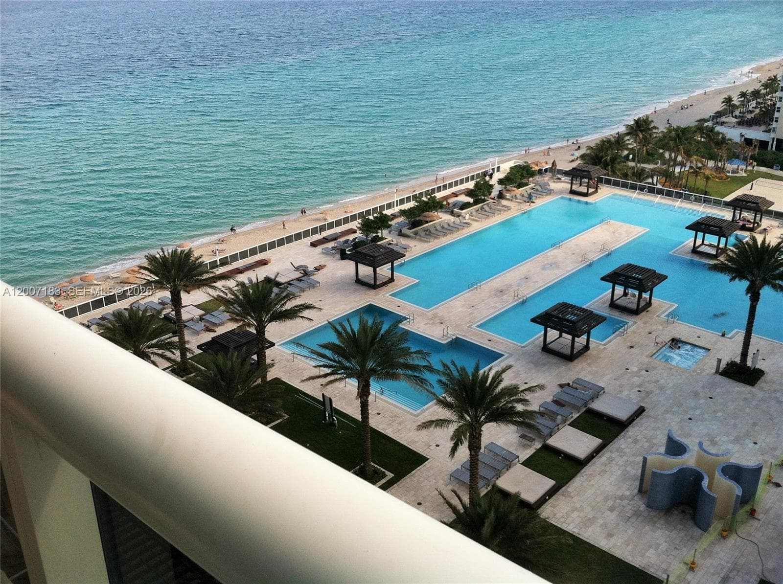 1830 Ocean Dr 4