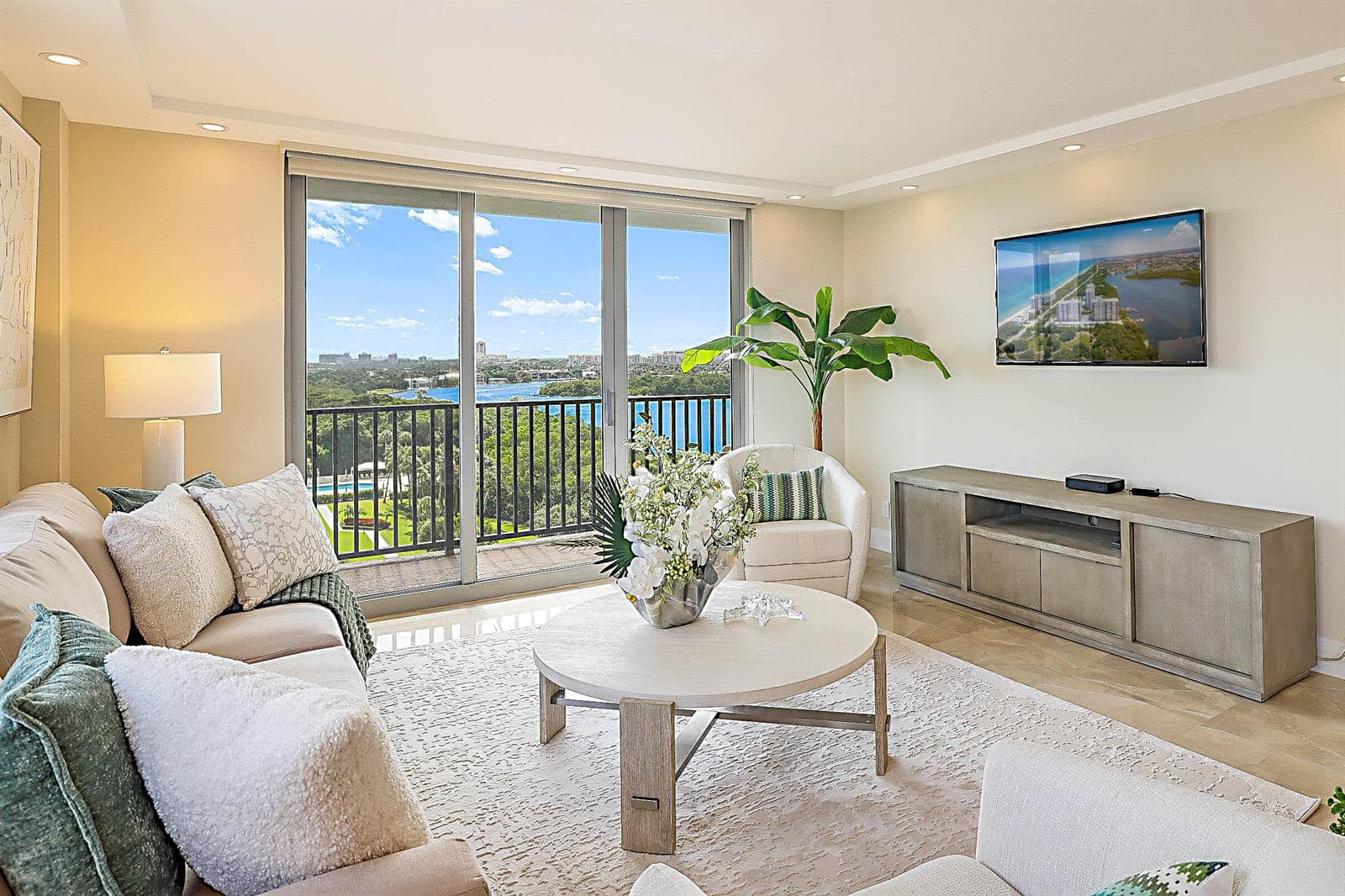 2121 N Ocean Boulevard #1101w 4