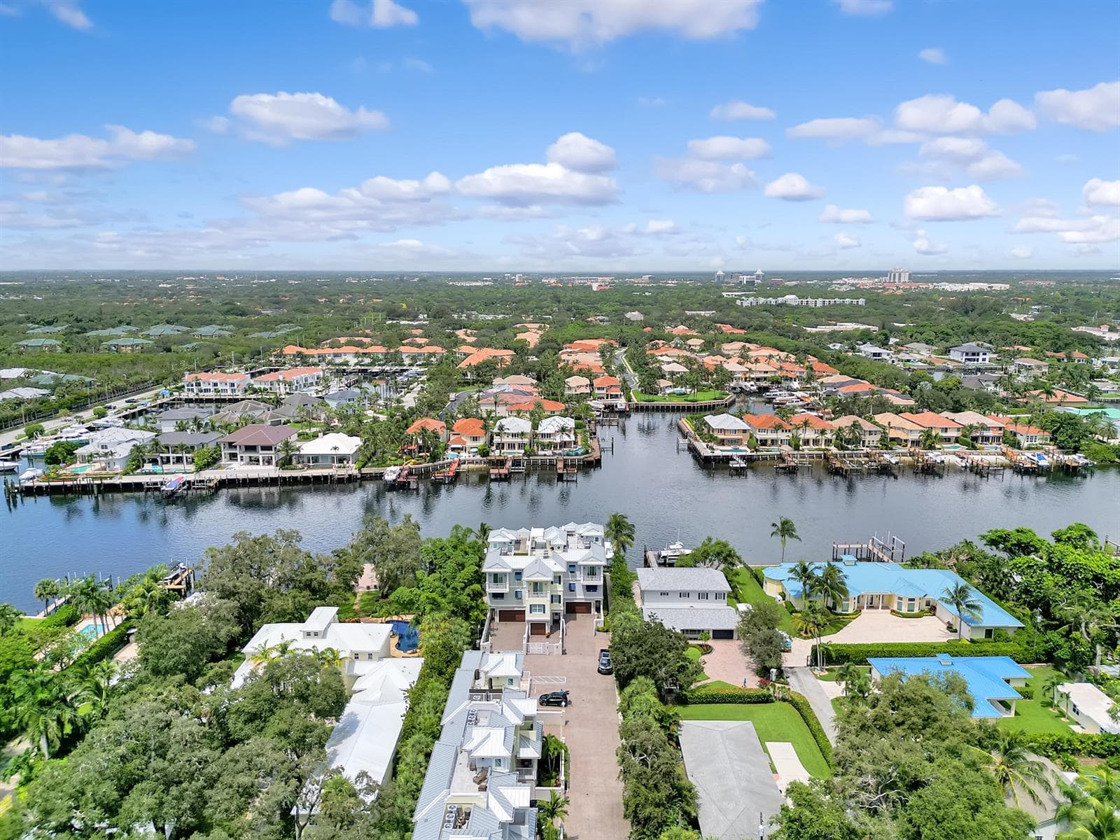 1045 Harbor Villas Drive #5 2