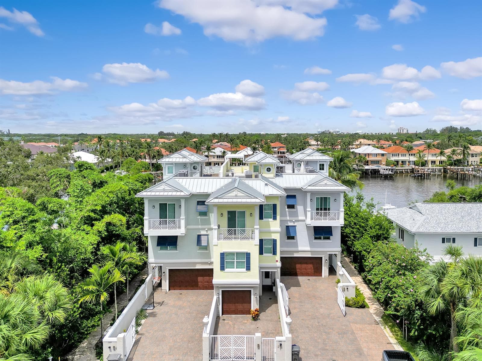 1045 Harbor Villas Drive #5 1