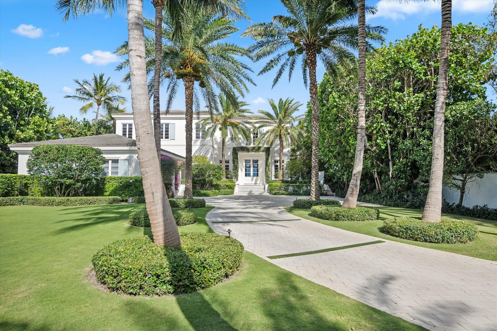 3501 N Ocean Boulevard photo 1