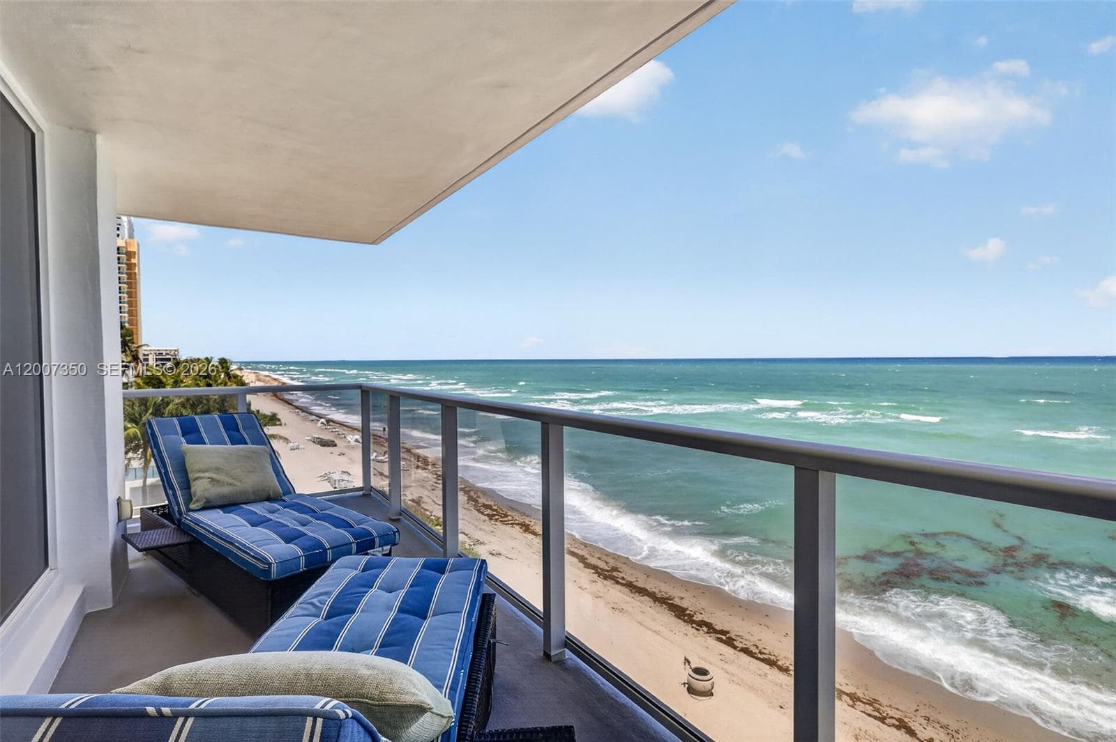 2751 Ocean Dr 2