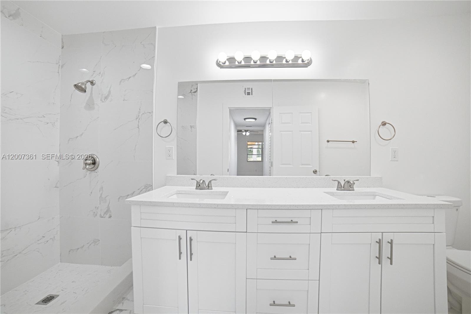 5201 Yellow Pine Ln photo 14