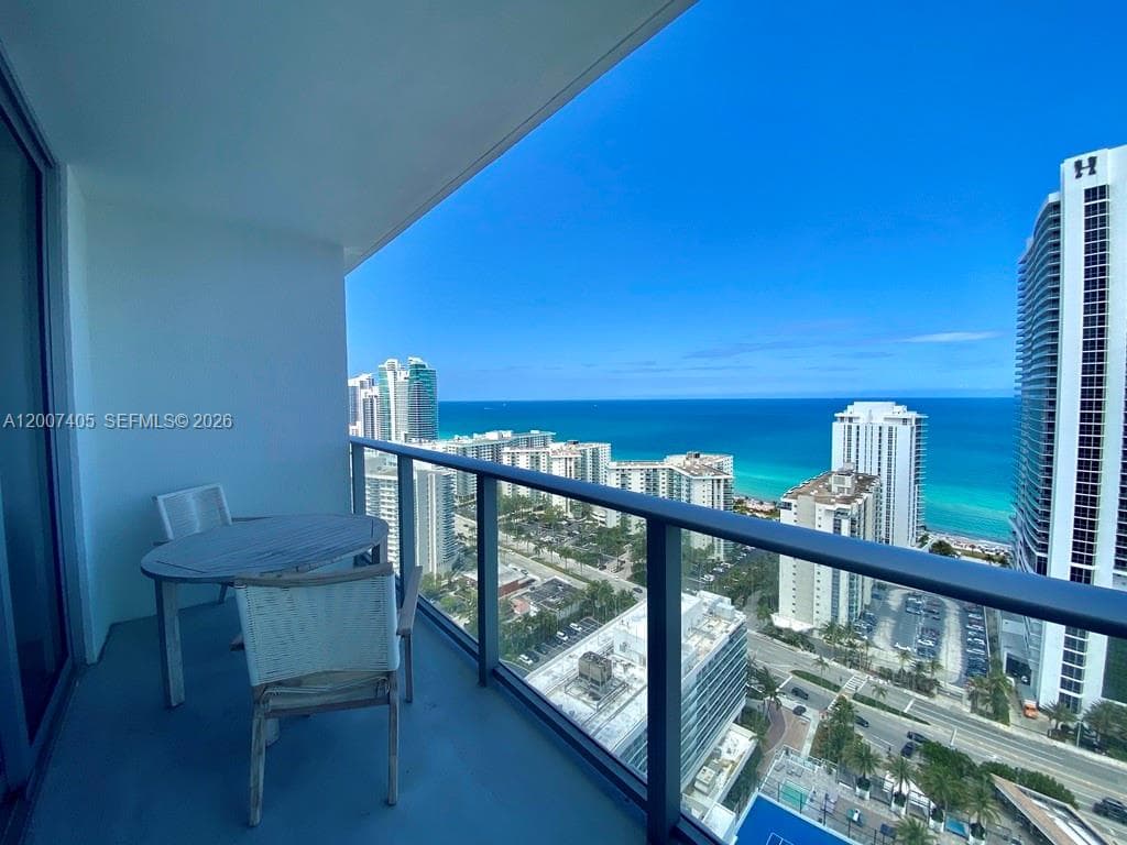 4010 Ocean Dr 2