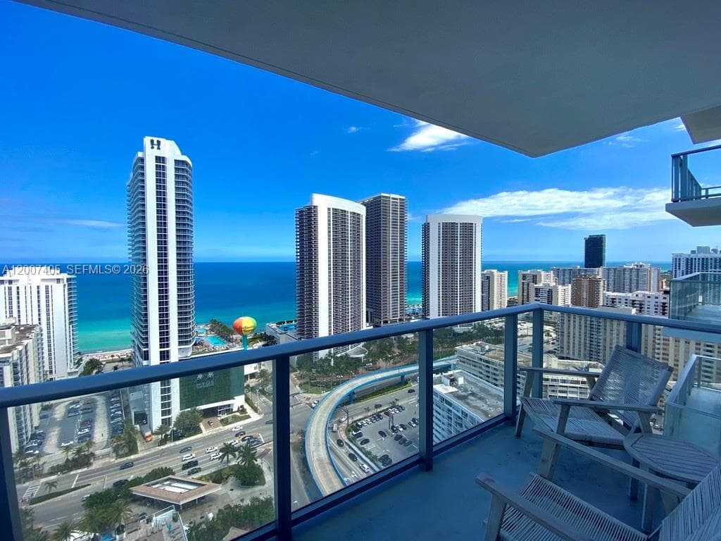 4010 Ocean Dr 3