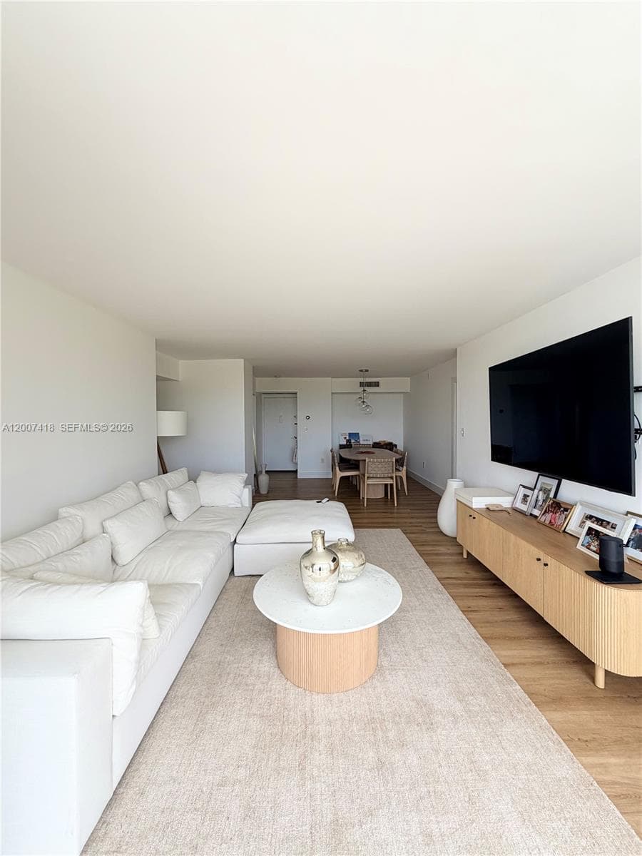 3701 N Country Club Dr 607 photo 12