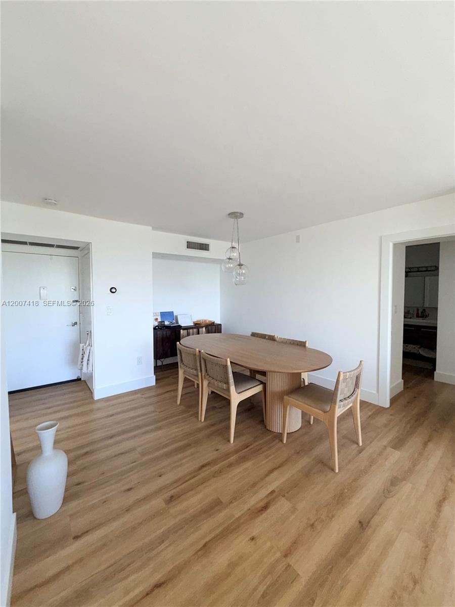 3701 N Country Club Dr 607 photo 4