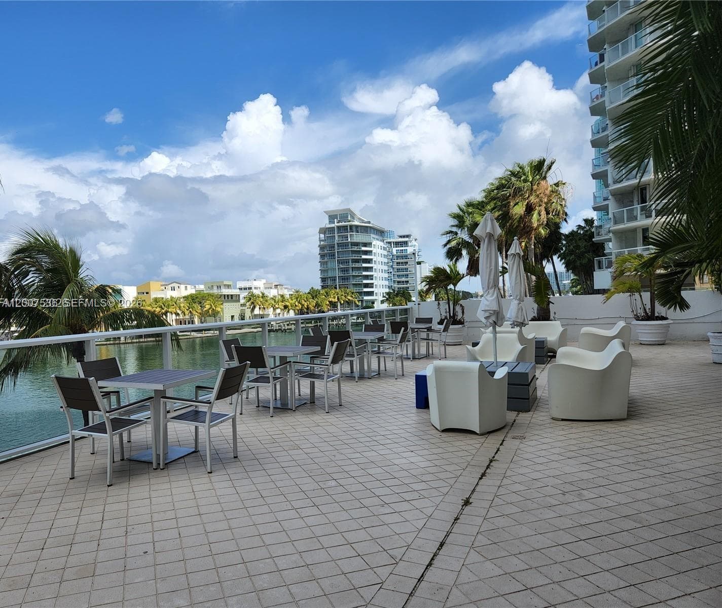5880 Collins Ave 1006 photo 19