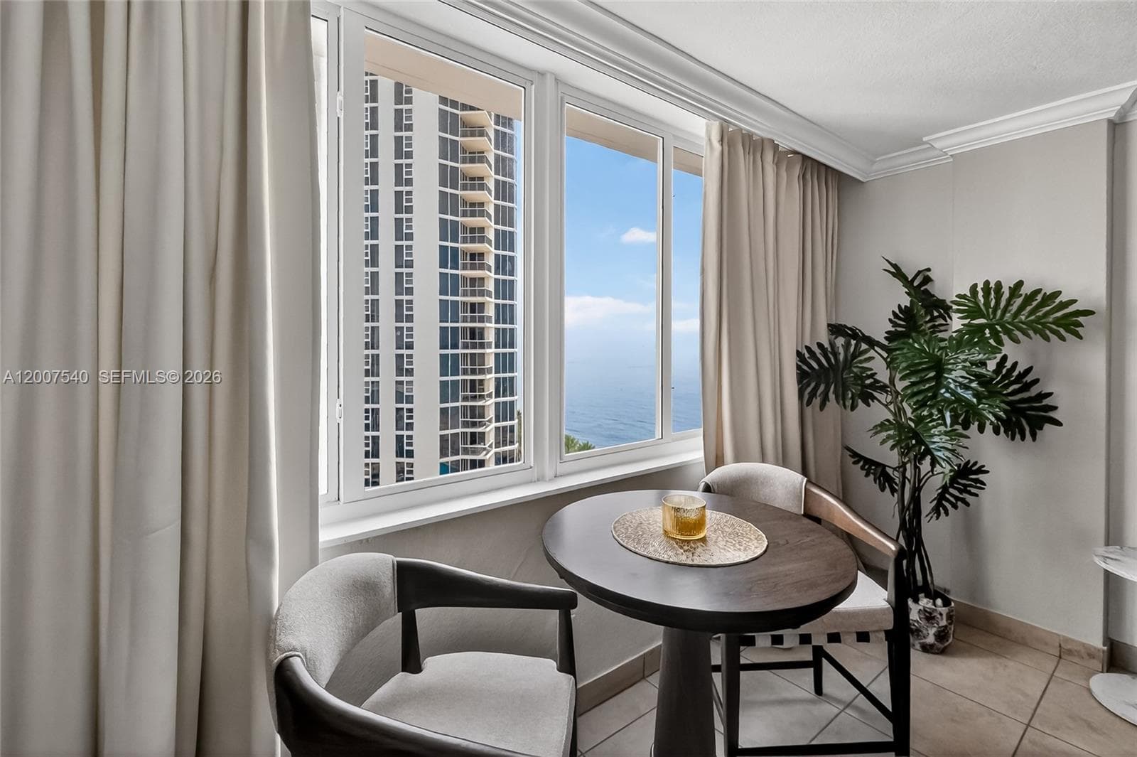19201 Collins Ave 1123 photo 1