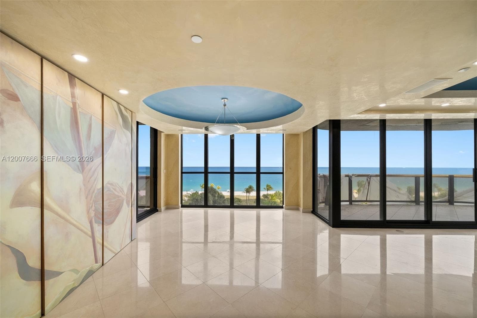 9999 Collins Ave 5