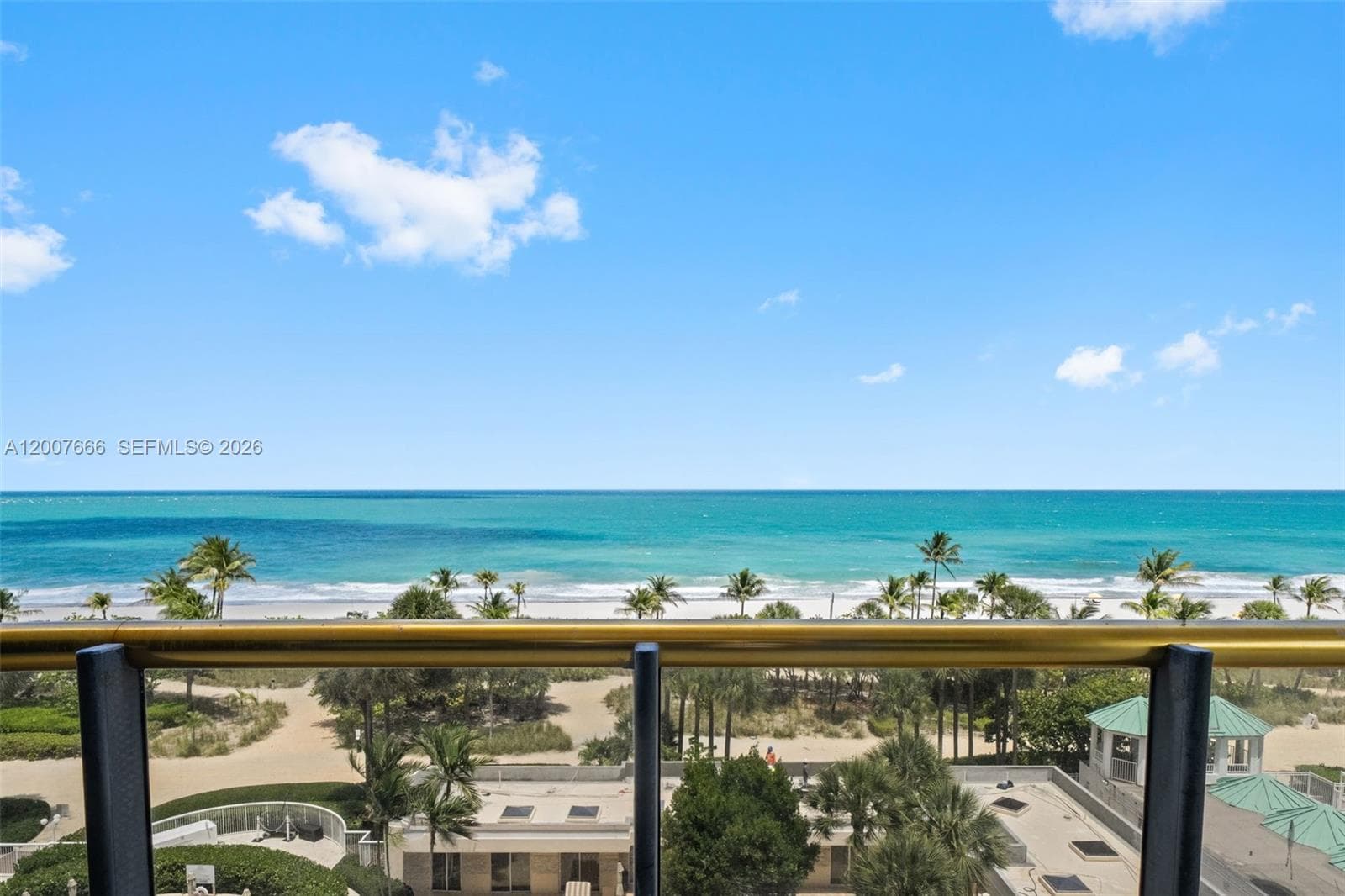 9999 Collins Ave 6G photo 4