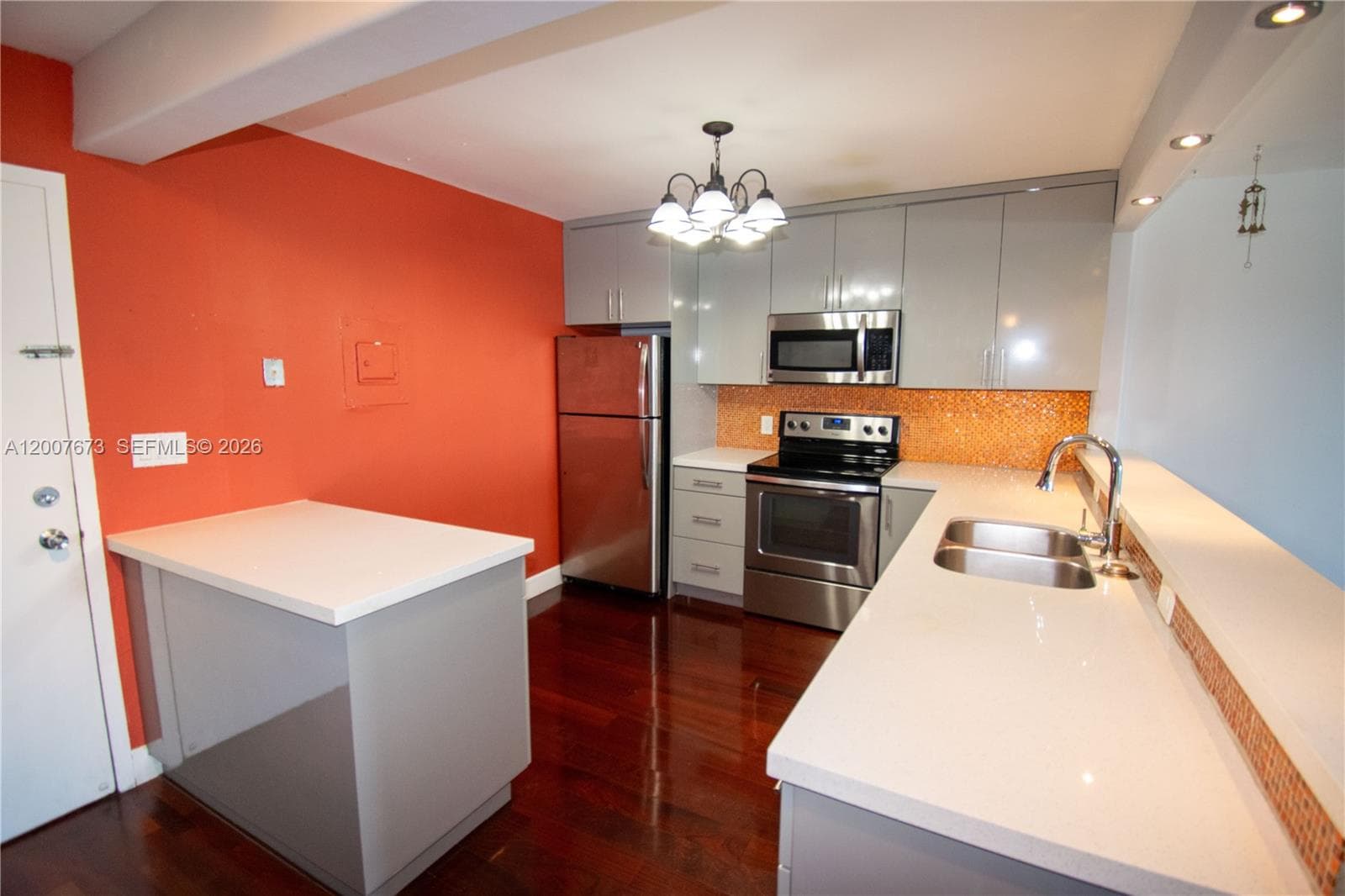 110 S Shore Dr 5B photo 6