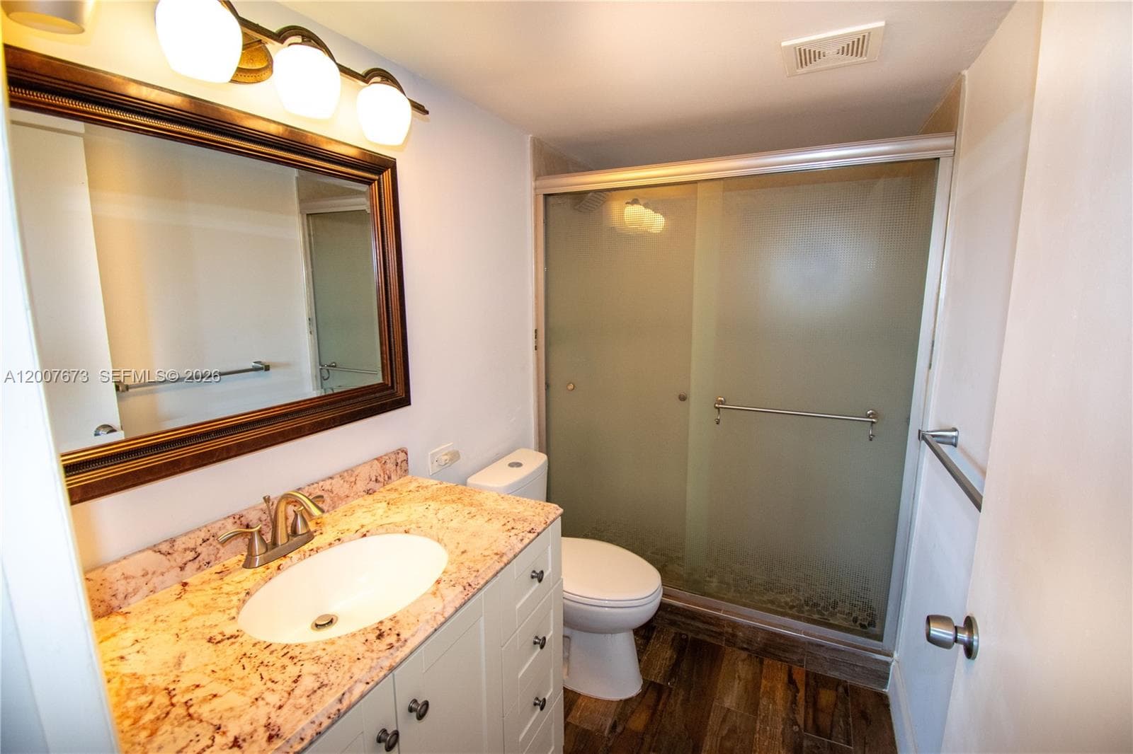 110 S Shore Dr 5B photo 20