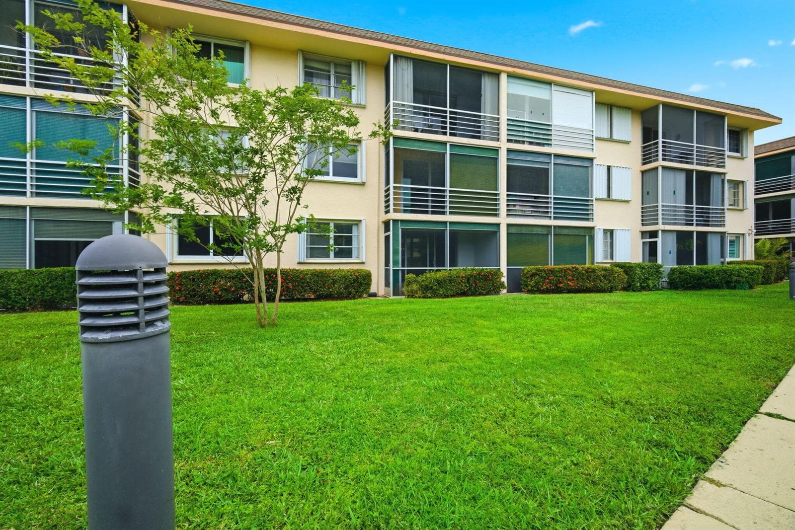 4500 N Federal Highway 125c photo 23