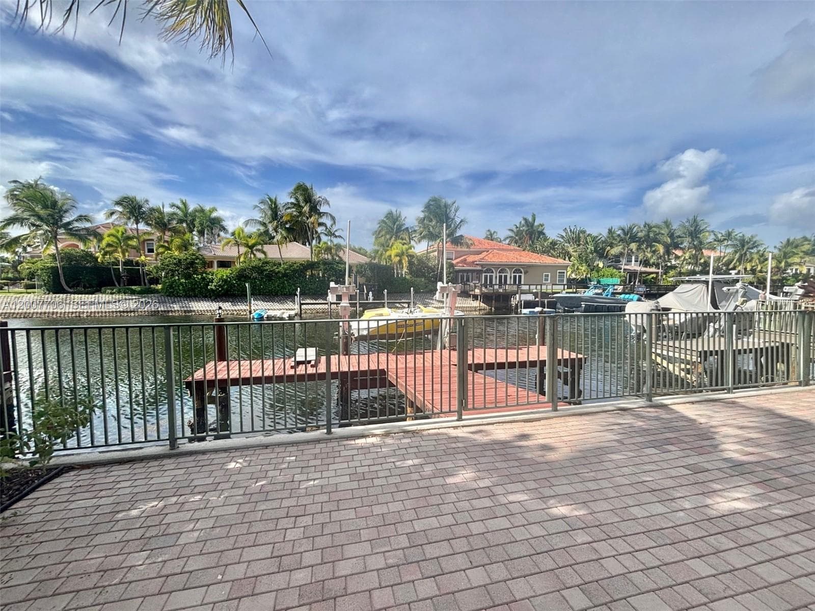 1141 Waterside Ln 2