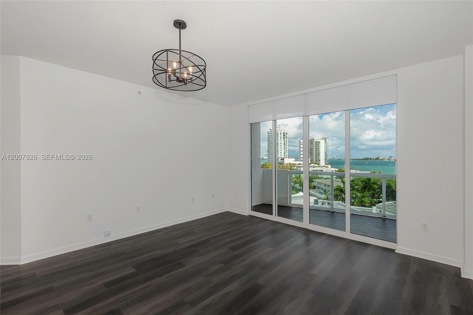 7900 Harbor Island Dr #703 3