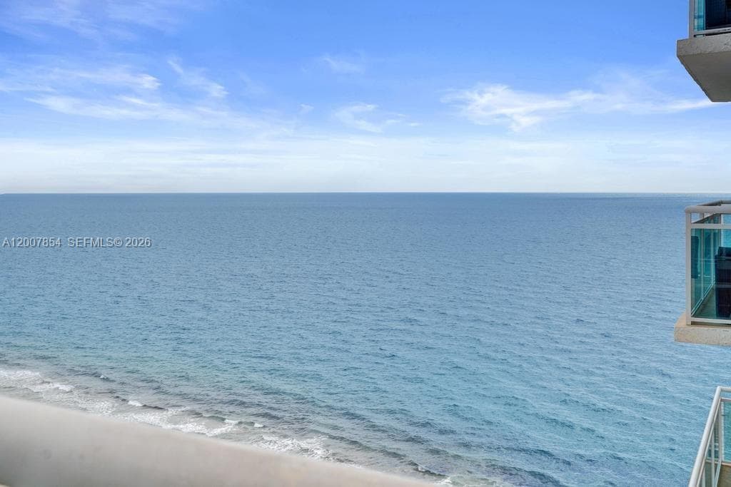 3900 Galt Ocean Dr 4
