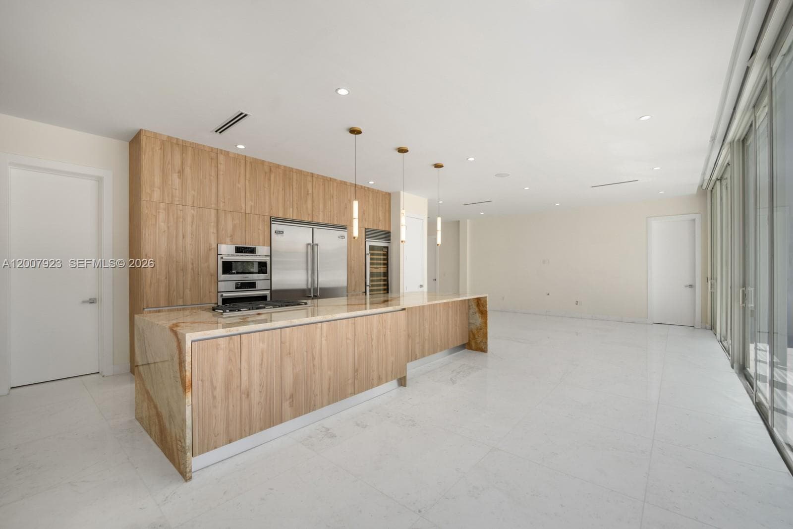 1090 84th St photo 25