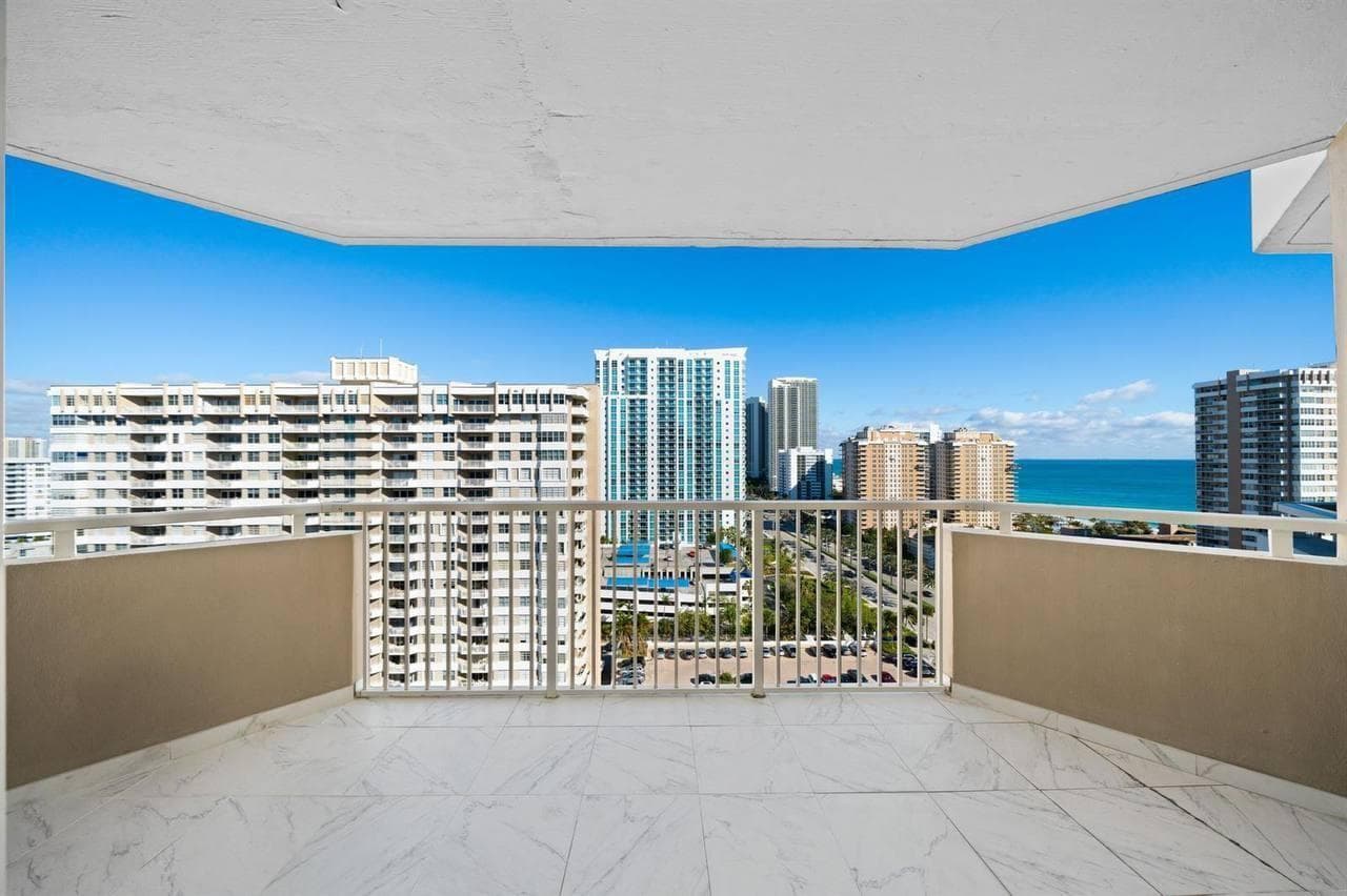 1985 S Ocean Drive #16b 3