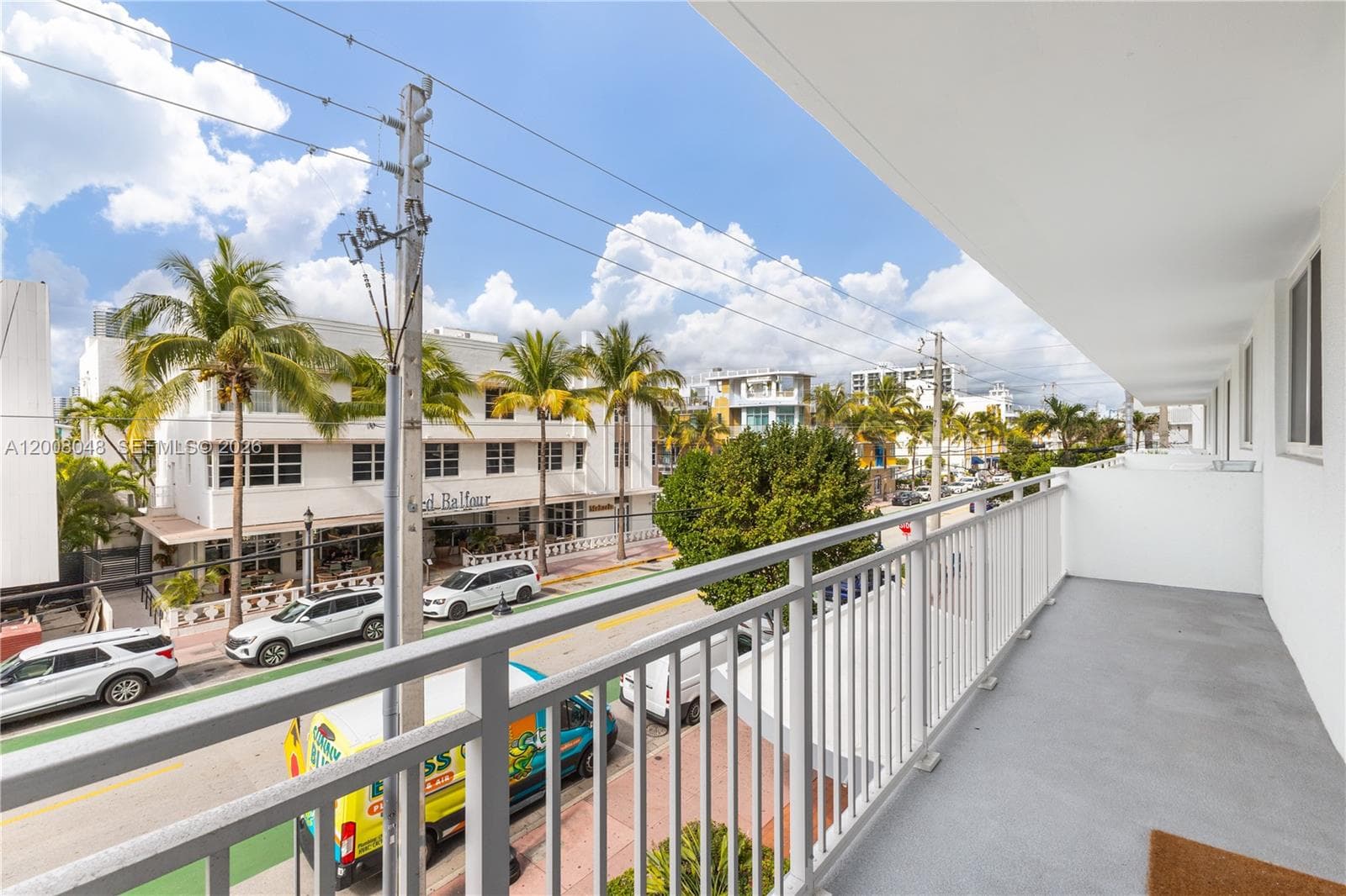 345 Ocean Dr 304 photo 1