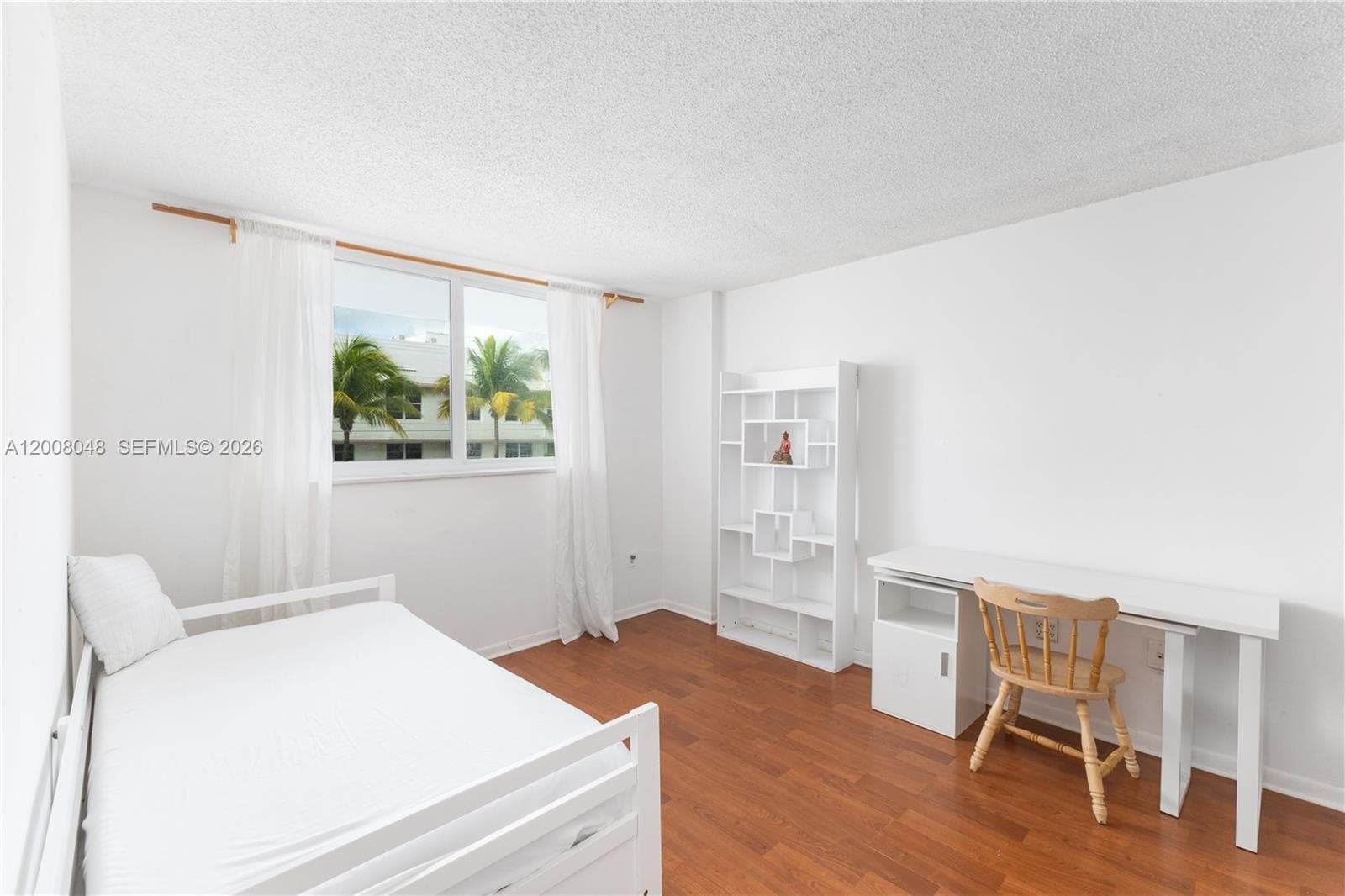 345 Ocean Dr 304 photo 5