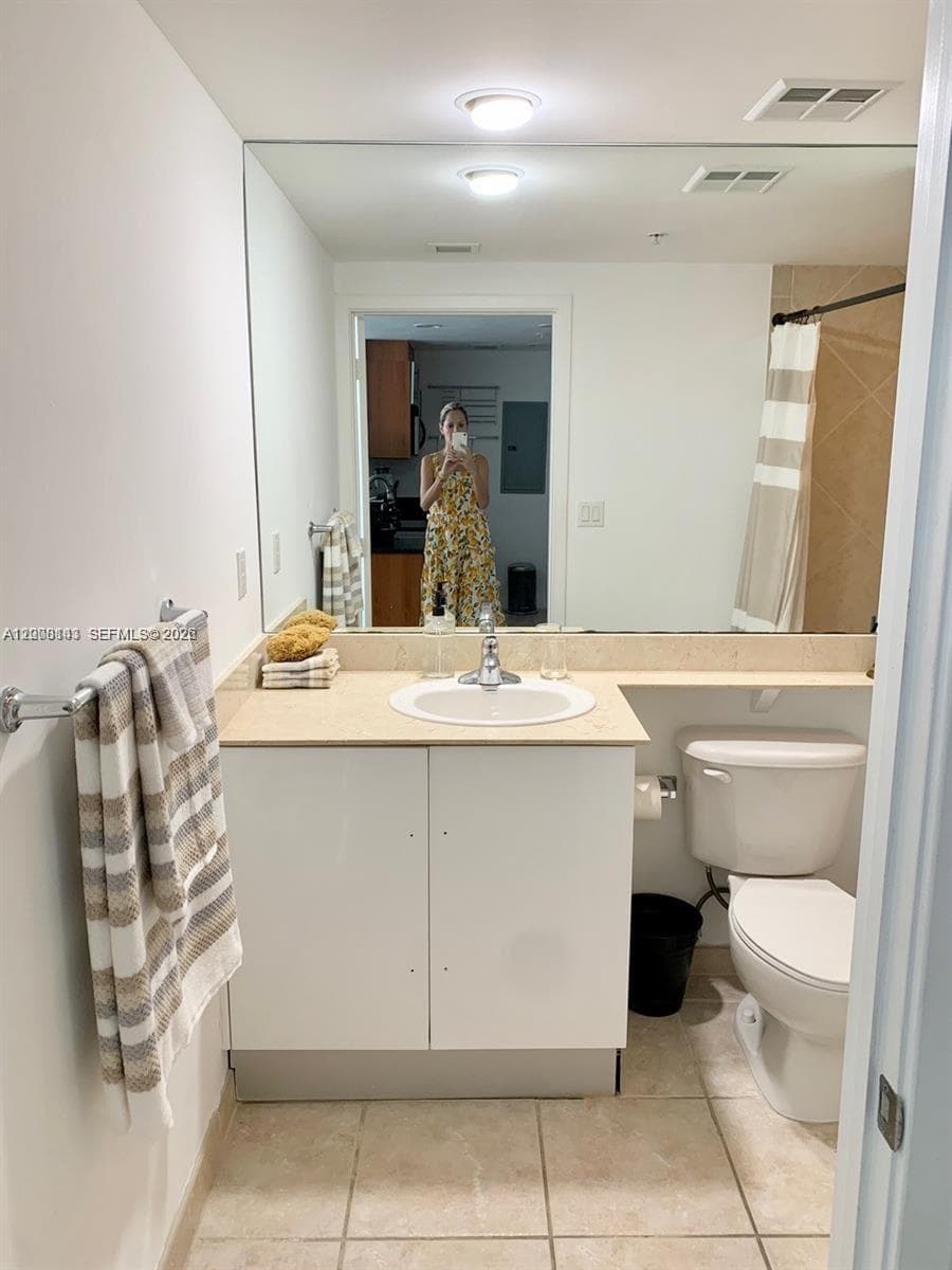 335 S Biscayne Blvd 1106 photo 20