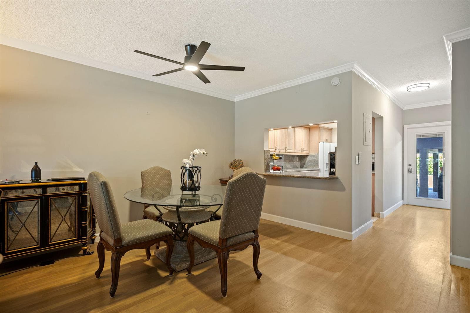 900 SW 12th Street #105 5