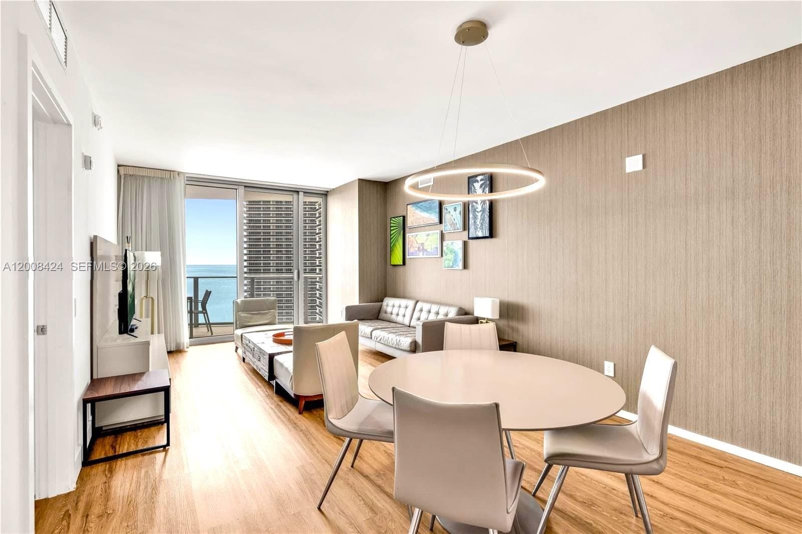 4111 Ocean Dr 4