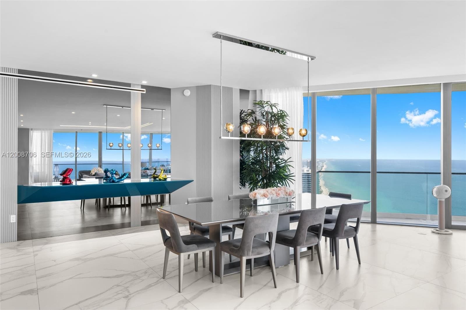 18975 Collins Ave 5