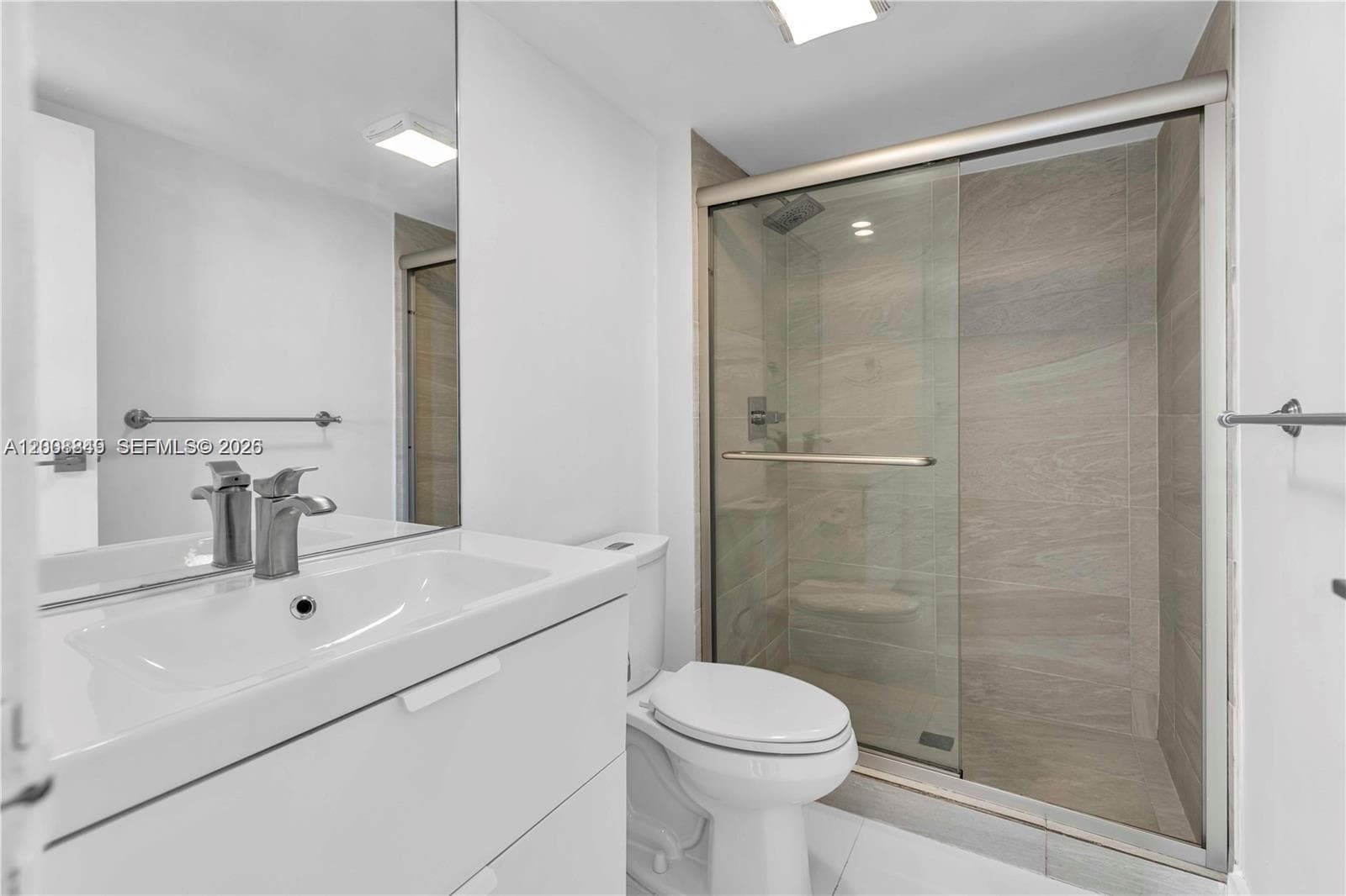 100 Bayview Dr 508 photo 18