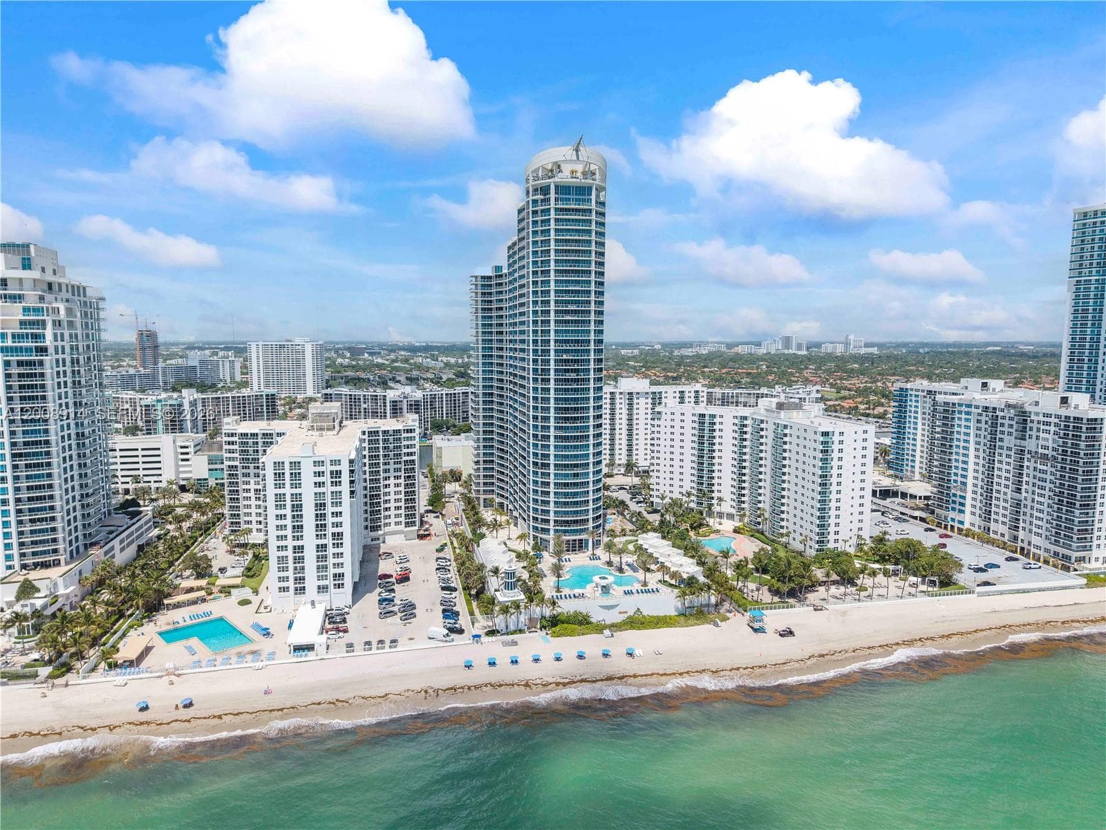 3101 Ocean Dr 2705 photo 6